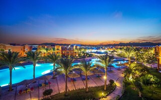 3 piscinas al aire libre