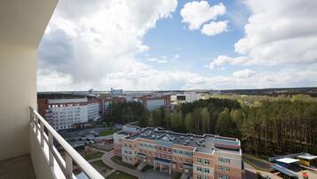 Apartment, 1 Schlafzimmer (Soboleva, 19-1501) | Ausblick vom Zimmer