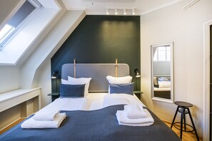 Grand-Apartment, 4 Schlafzimmer | 4 Schlafzimmer, individuell dekoriert, individuell eingerichtet