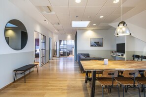 Superior Apartment, 5 Bedrooms | Living area | 55-inch Smart TV with digital channels, TV, Netflix - Kings Garden 2 by Daniel&Jacob’s (Copenhagen)