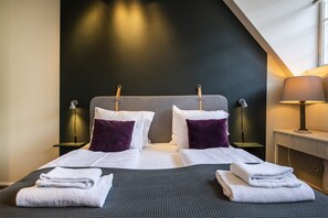 Superior Apartment, 5 Bedrooms | 5 bedrooms, in-room safe, individually decorated, individually furnished