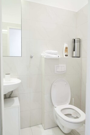 1 bedroom, free WiFi, bed sheets - GardenEden - Apartments (Vienna)