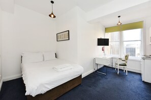 Double Room, 1 Double Bed | Cribs/infant beds, rollaway beds, free WiFi - The Brixton Rooms - Hostel (London)