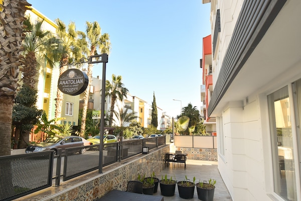 Vista frontal de la propiedad