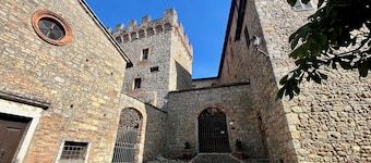 Castel Pietraio
