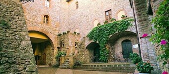 卡斯泰爾皮塔依歐飯店