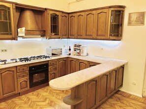 Familienapartment, 3 Schlafzimmer | Eigene Küche | Kühlschrank, Mikrowelle, Wasserkocher mit Kaffee-/Teezubehör