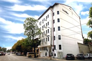 Exterior - Avenue Parliament (Bucharest)