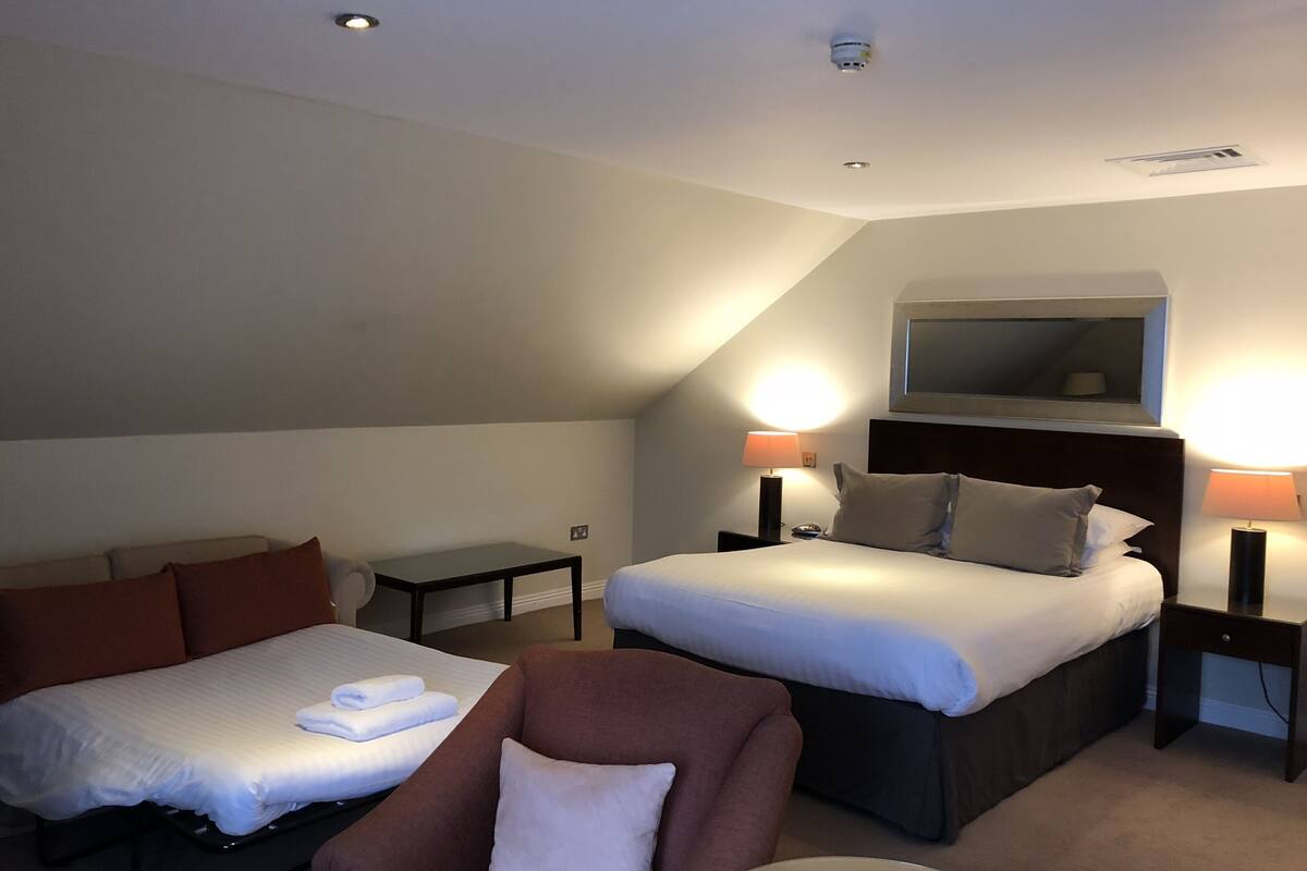 Suite, mit Bad (Separate Shower/Bath)