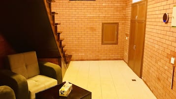 Área de estar no saguão