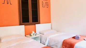 4 habitaciones, tabla de planchar con plancha y wifi gratis