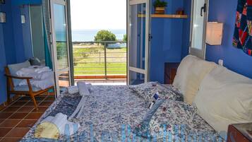 Apartment, 2 Bedrooms | 2 bedrooms, iron/ironing board, free WiFi, bed sheets