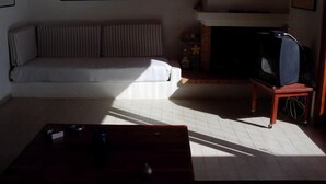 Leilighet, 2 soverom | Oppholdsområde | Flatskjerm-TV