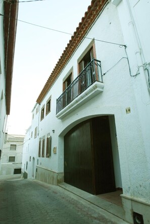 Exterior - L'Olivera (Albinyana)