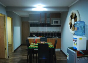 Cottage, 2 Bedrooms | Living area | 40-inch flat-screen TV with cable channels, TV, fireplace - Cabañas Kirckir (San Pedro de Atacama)