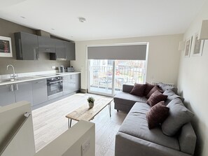 Lägenhet Premier - eget badrum (First Floor  ( 2)) | Lounge