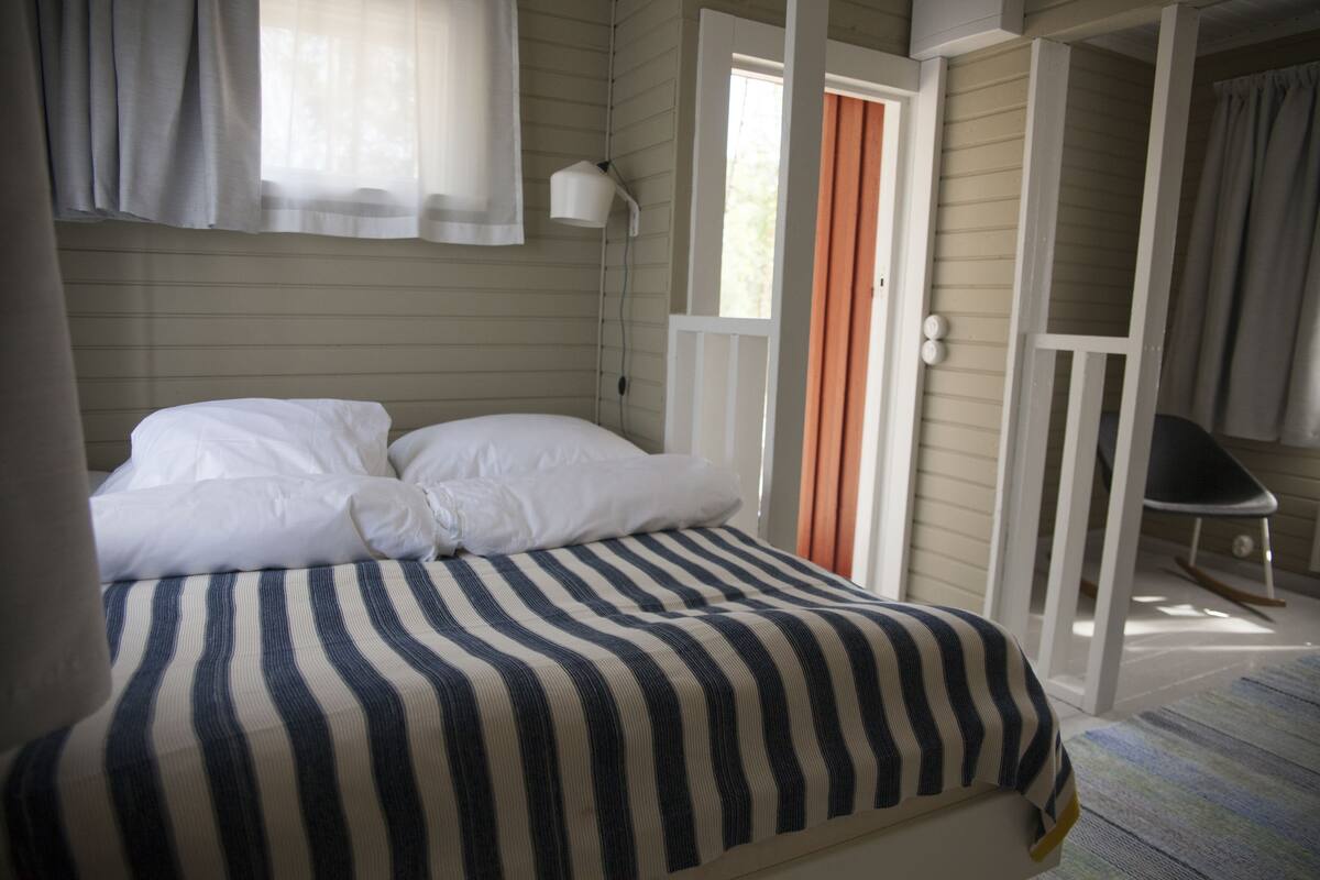 Basic Cabin | Bed sheets