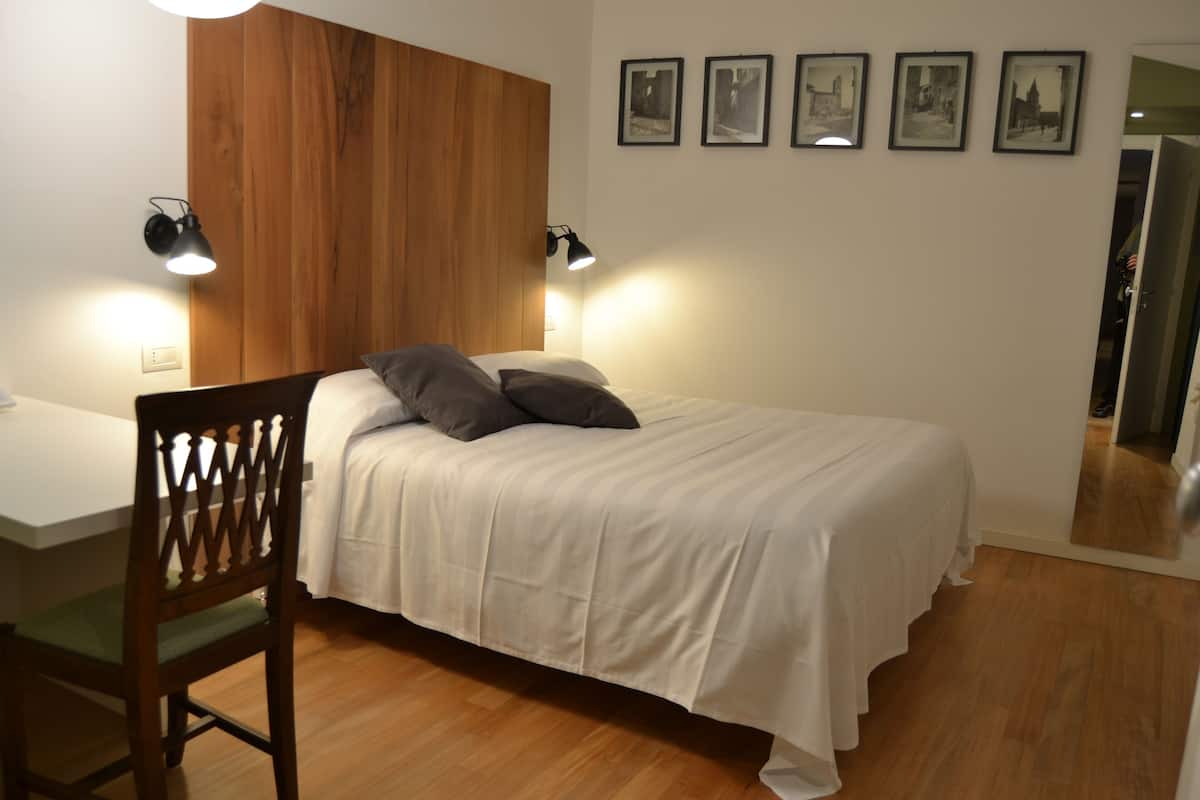 Familie vierpersoonskamer | Italiaanse Frette-lakens, luxe beddengoed, donsdekens