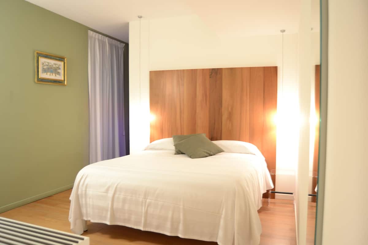Panorama tweepersoonskamer, balkon | Italiaanse Frette-lakens, luxe beddengoed, donsdekens