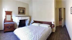 Standard-Doppel- oder -Zweibettzimmer, Bergblick