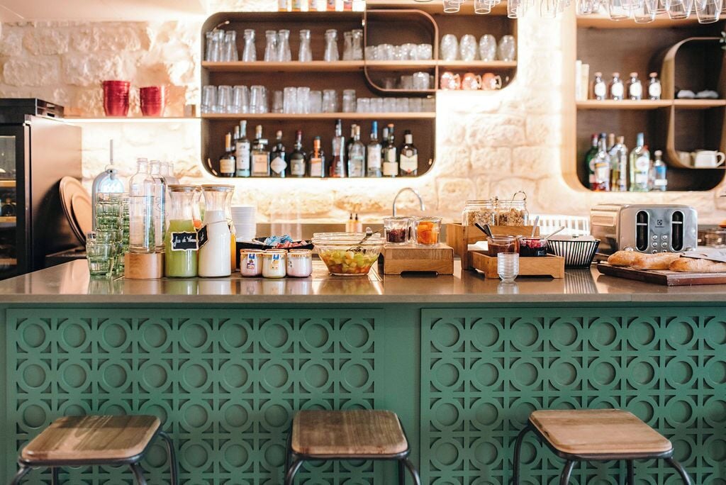 daily buffet breakfast (eur 18 per person)