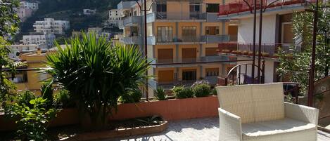 Standard Apartment | Terrace/patio