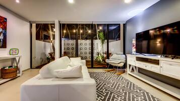 Villa, 3 Schlafzimmer | Wohnzimmer | Flachbildfernseher, Netflix