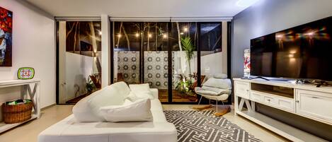 Villa, 3 Schlafzimmer | Wohnzimmer | Flachbildfernseher, Netflix