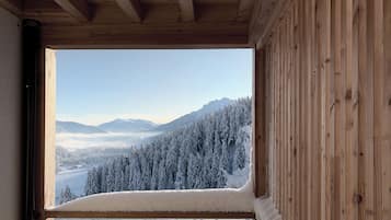 Double Room, Balcony, Mountainside | In-room safe, desk, soundproofing, free WiFi