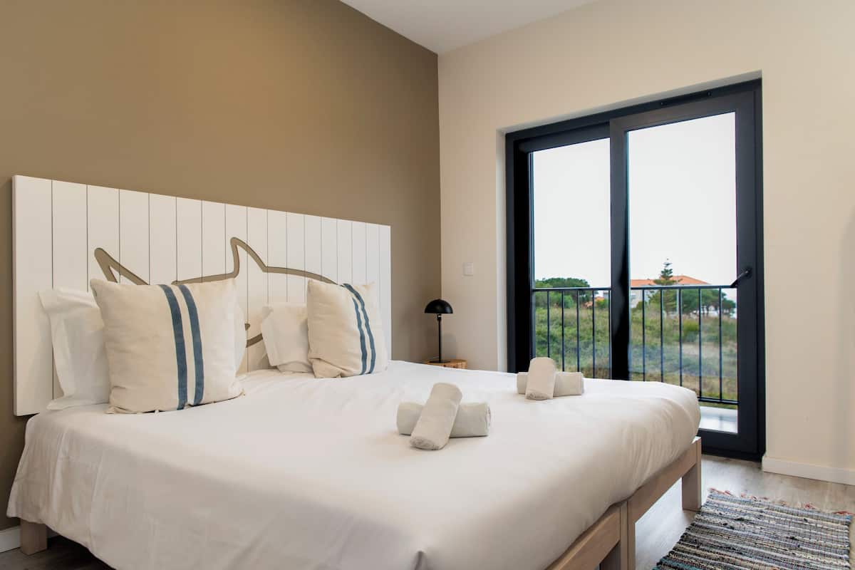 Familierom, privat bad | Wi-fi (inkludert) og sengetøy