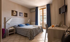 Chambre Standard | Minibar, coffre-fort, bureau, accès au Wi-Fi (inclus)