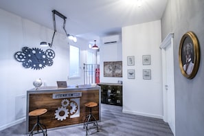 Reception - Steam House - Room & Breakfast (Bologna)