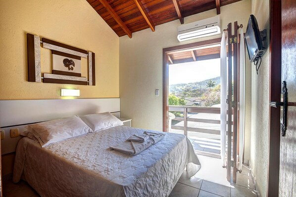 1 多间卧室、办公桌、遮光窗帘、免费 WiFi