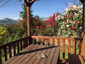 Bungalow - 2 soveværelser | Skrivebord, sengetøj