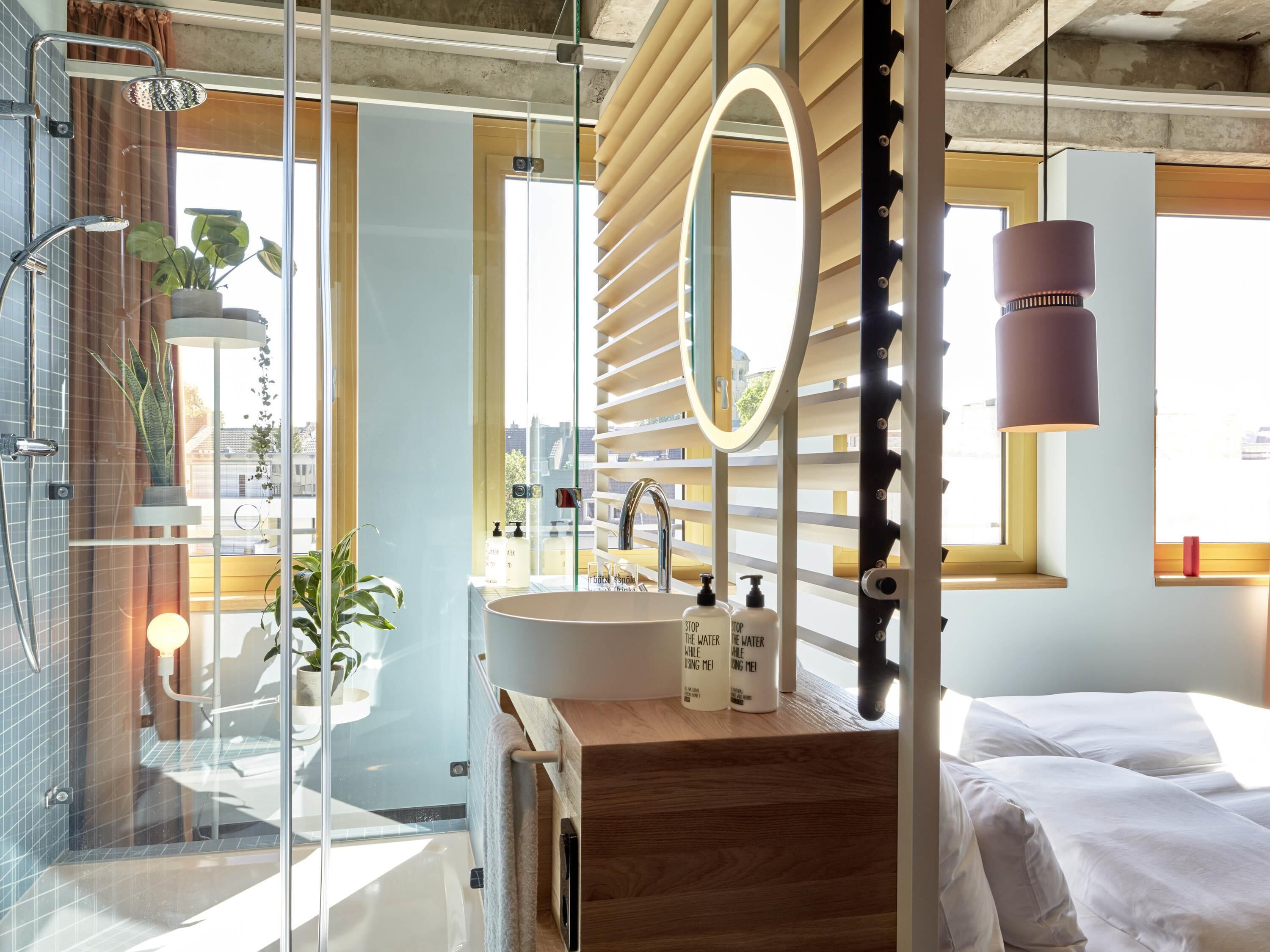 large | free minibar, in-room safe, desk, laptop workspace