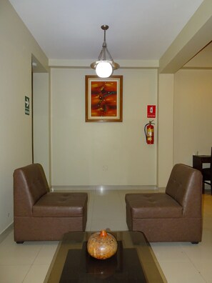 Sala de estar en el lobby