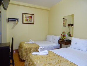 Twin Room | In-room safe, desk, free WiFi - Hotel Primavera (Chiclayo)