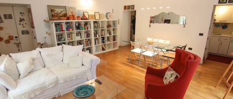 Appartement, 1 chambre | Coin séjour