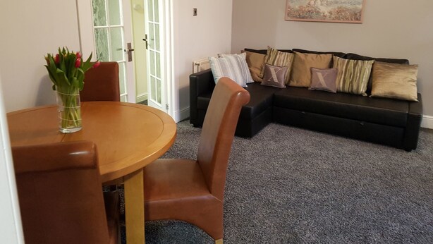 Living area - Dragon - Kestrel House 2 Bedroom Home (Clydebank)