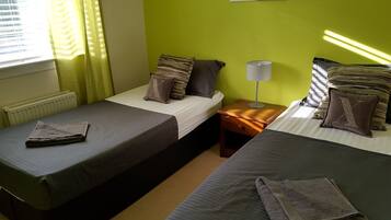 House, 2 Bedrooms | 1 bedroom, iron/ironing board, free cribs/infant beds, free WiFi