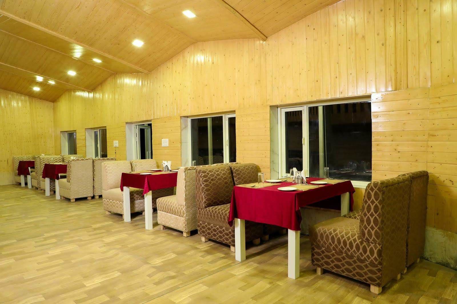 Daily cooked-to-order breakfast for a fee