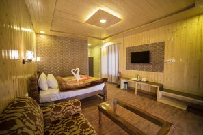 ميني بار ومكواة/لوح كي وأسرّة قابلة للطي وواي فاي مجانًا