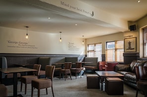 Lounge - The Thrums Hotel (Kirriemuir)