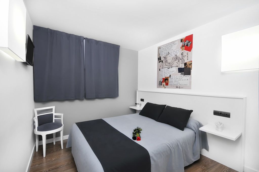 in-room safe, desk, blackout curtains, soundproofing