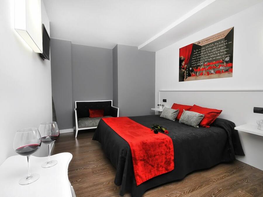 Superior Double Room | In-room safe, desk, blackout curtains, soundproofing