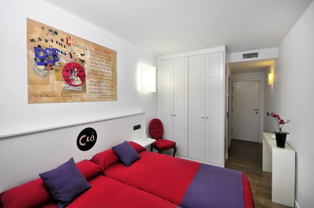 in-room safe, desk, blackout curtains, soundproofing