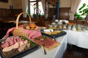 Restaurant - Hotel Garni Goldener Schwan (Bad Windsheim)