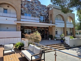 Fachada de la propiedad
