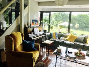 Lobby lounge - Railway Country House B&B (Gorey)