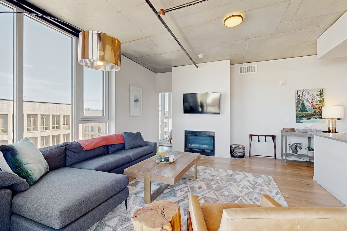 Apartment, 2 Bedrooms | Living area